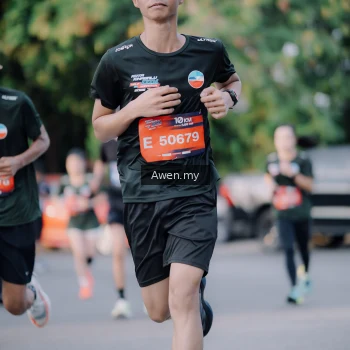 Runner Photo 4118987