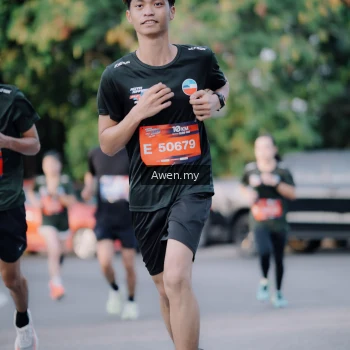 Runner Photo 4118989