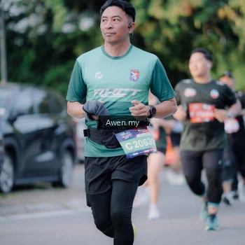 Runner Photo 4118994