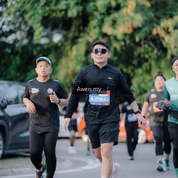 Runner Photo 4119008