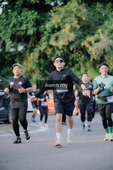 Runner Photo 4119009