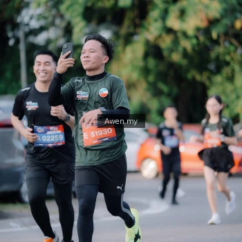 Runner Photo 4119041
