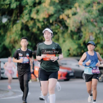 Runner Photo 4119048