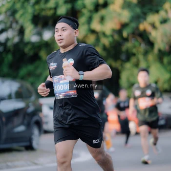Runner Photo 4119079