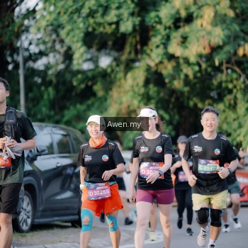 Runner Photo 4119102