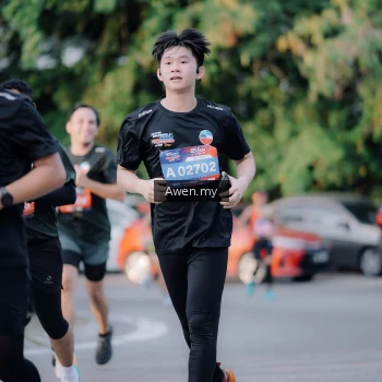 Runner Photo 4119103
