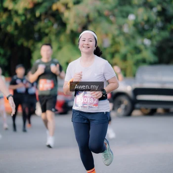 Runner Photo 4119122