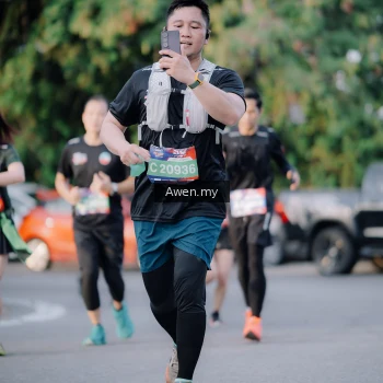 Runner Photo 4119141