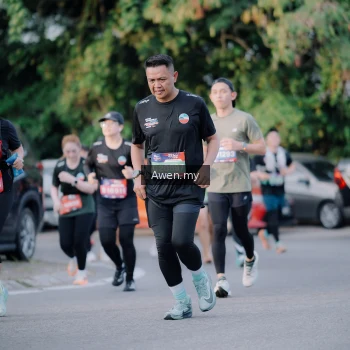 Runner Photo 4119154