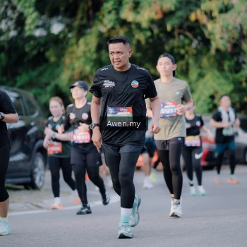 Runner Photo 4119160