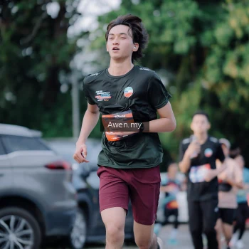 Runner Photo 4119177