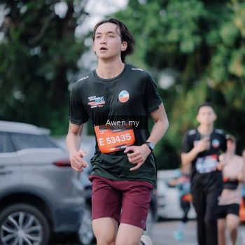 Runner Photo 4119186