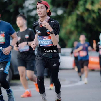 Runner Photo 4119212