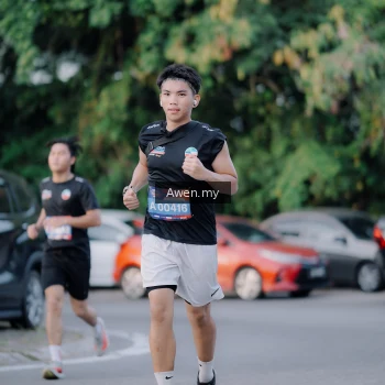 Runner Photo 4119214