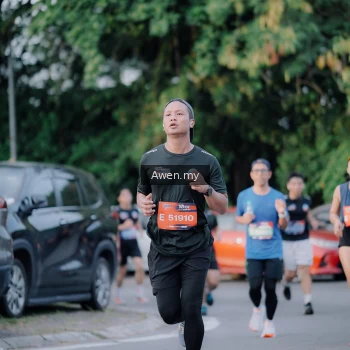 Runner Photo 4119215