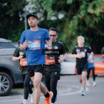 Runner Photo 4119237