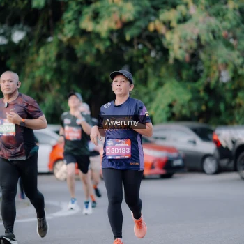 Runner Photo 4119243