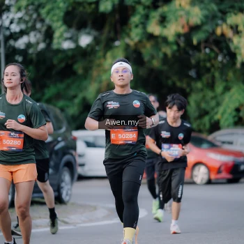 Runner Photo 4119248