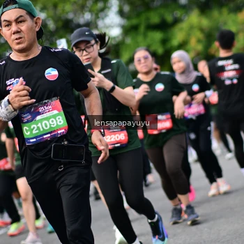 Runner Photo 4119251