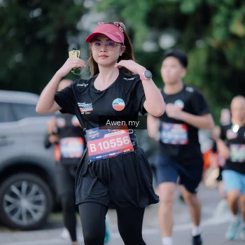Runner Photo 4119256