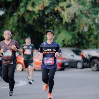 Runner Photo 4119273