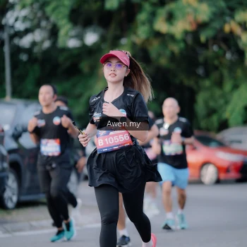Runner Photo 4119280