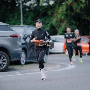 Runner Photo 4119318