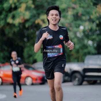 Runner Photo 4119342