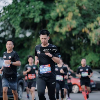 Runner Photo 4119354