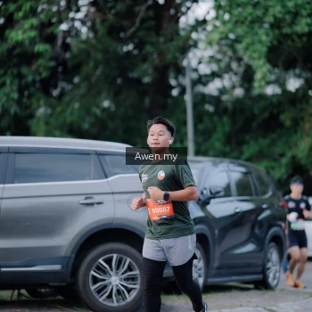 Runner Photo 4119384