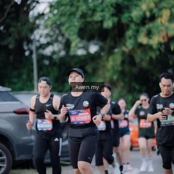 Runner Photo 4119448