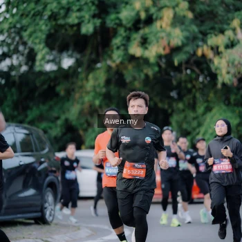 Runner Photo 4119510