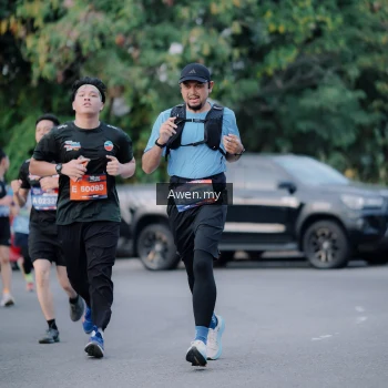 Runner Photo 4119614