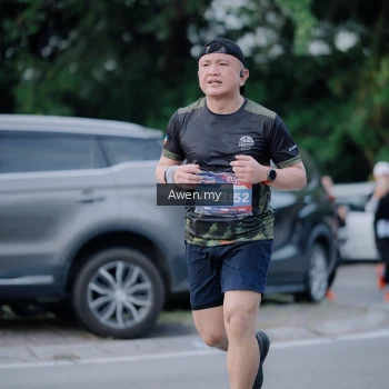 Runner Photo 4119649
