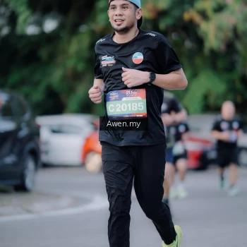 Runner Photo 4119656