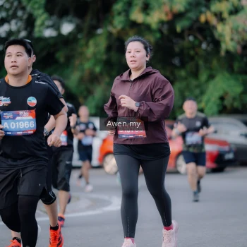 Runner Photo 4119661