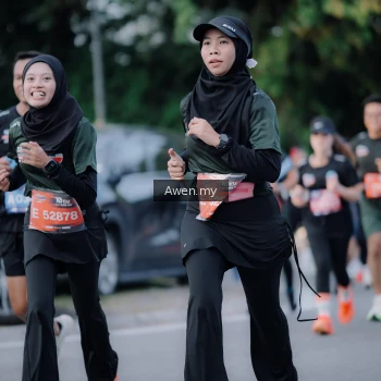 Runner Photo 4119671