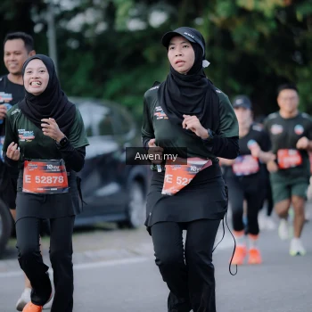 Runner Photo 4119680