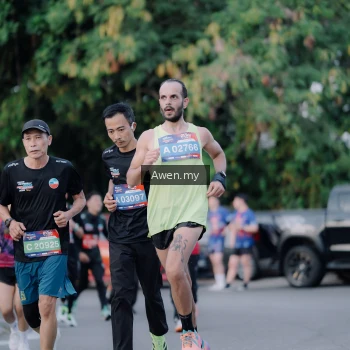 Runner Photo 4119695