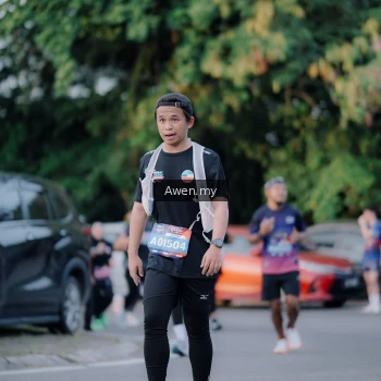 Runner Photo 4119736