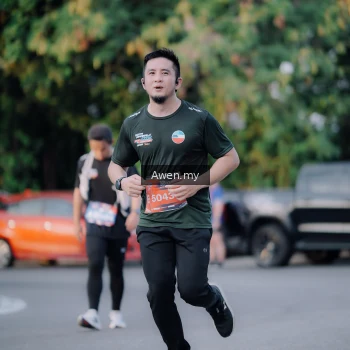 Runner Photo 4119748