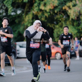 Runner Photo 4119765