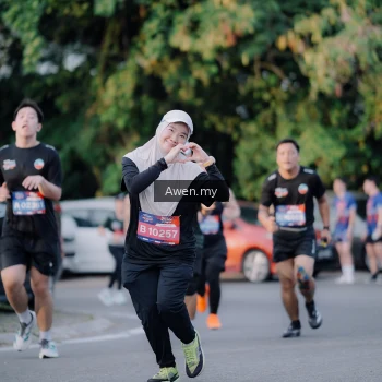 Runner Photo 4119775