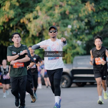 Runner Photo 4119795