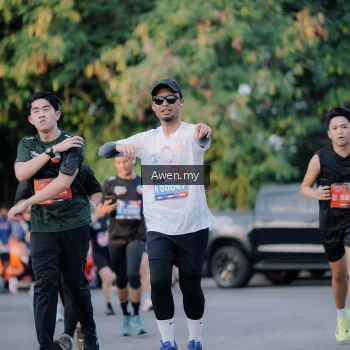 Runner Photo 4119799