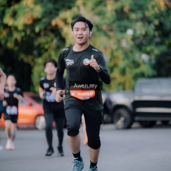 Runner Photo 4119807