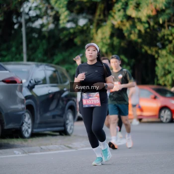 Runner Photo 4119819
