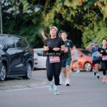 Runner Photo 4119844