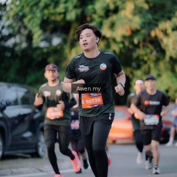 Runner Photo 4119862
