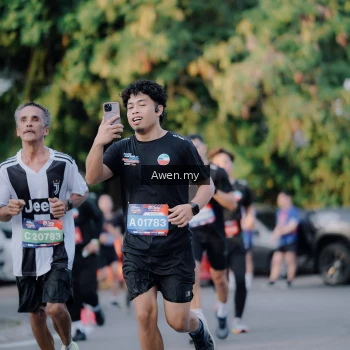 Runner Photo 4119875